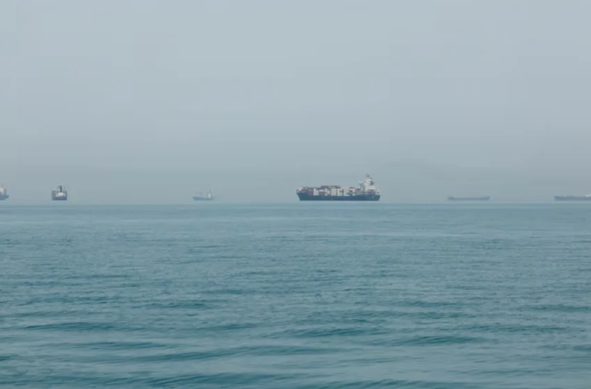  France Drafts UN Security Council Plan to Secure Strait of Hormuz Shipping